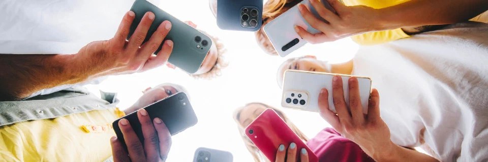 Connected world via mobile messaging with customers