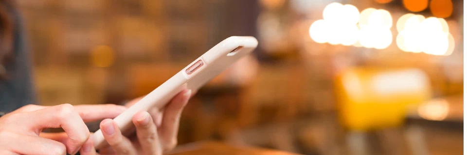 What is an RCS message? A guide to this new channel for customer communications