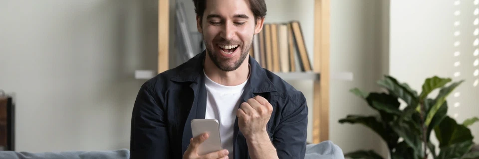 The Benefits of Integrating a Programmable SMS API